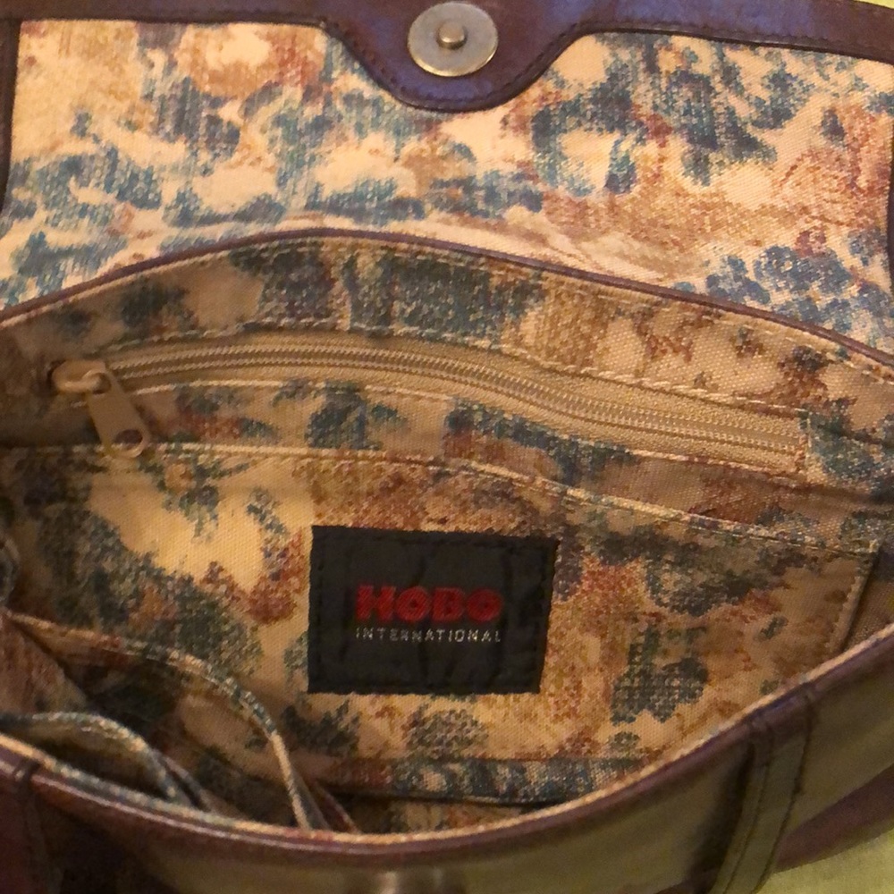 HOBO Bag - Picture 7 of 8